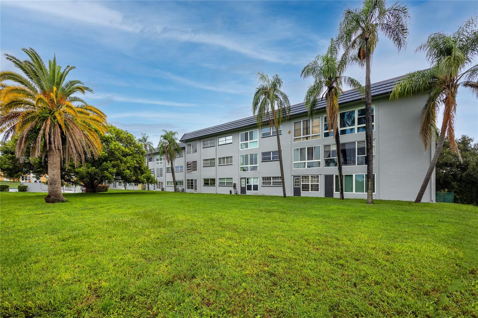 Image 45 of 47 For 1303 Hercules Avenue 28