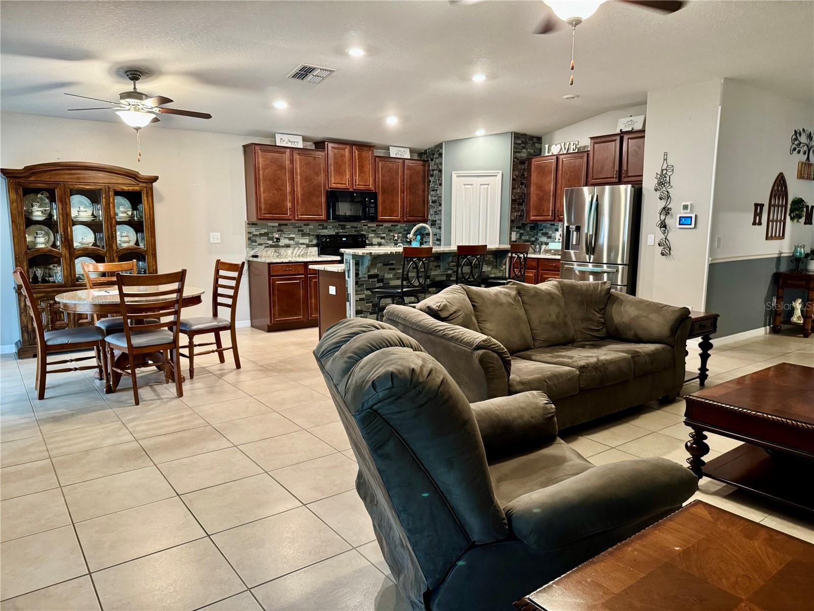 Image 4 of 20 For 9712 Sage Creek Drive