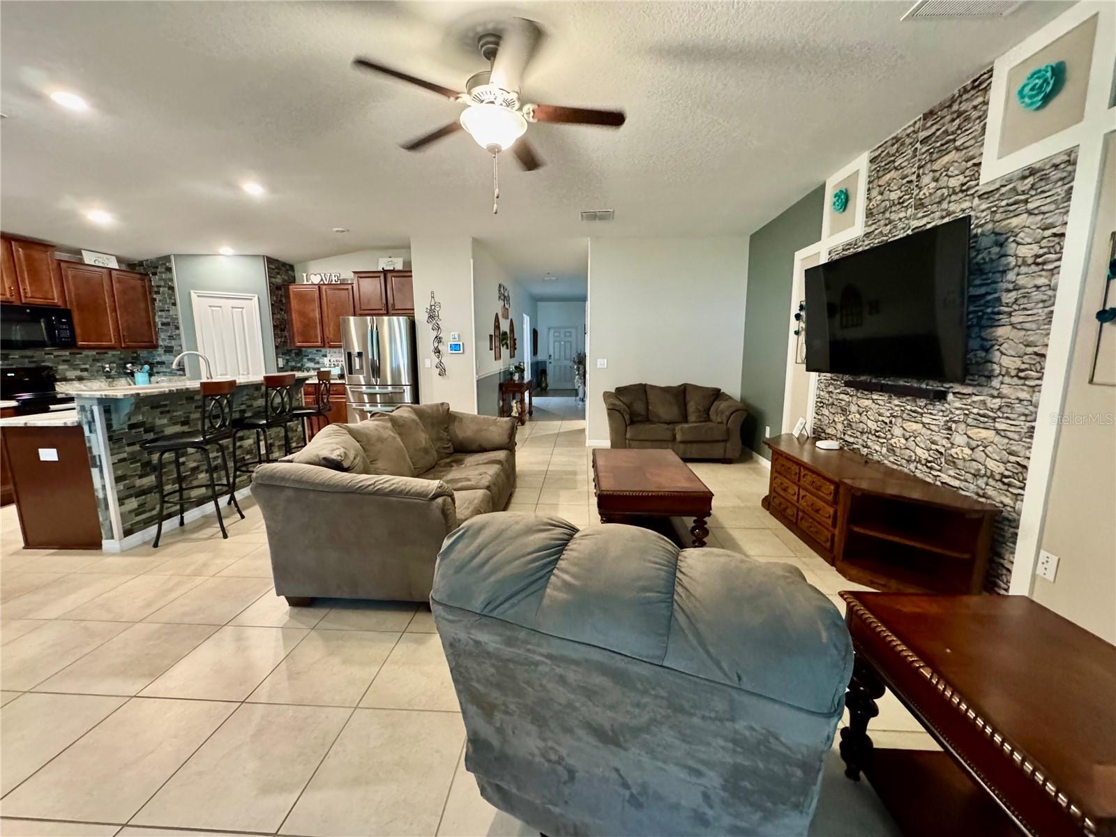 Image 6 of 20 For 9712 Sage Creek Drive