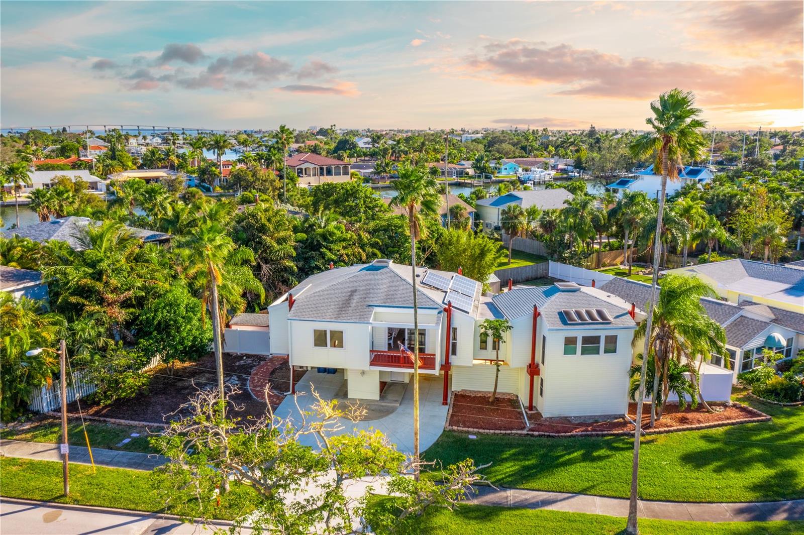 Image 2 of 58 For 3250 De Bazan Avenue