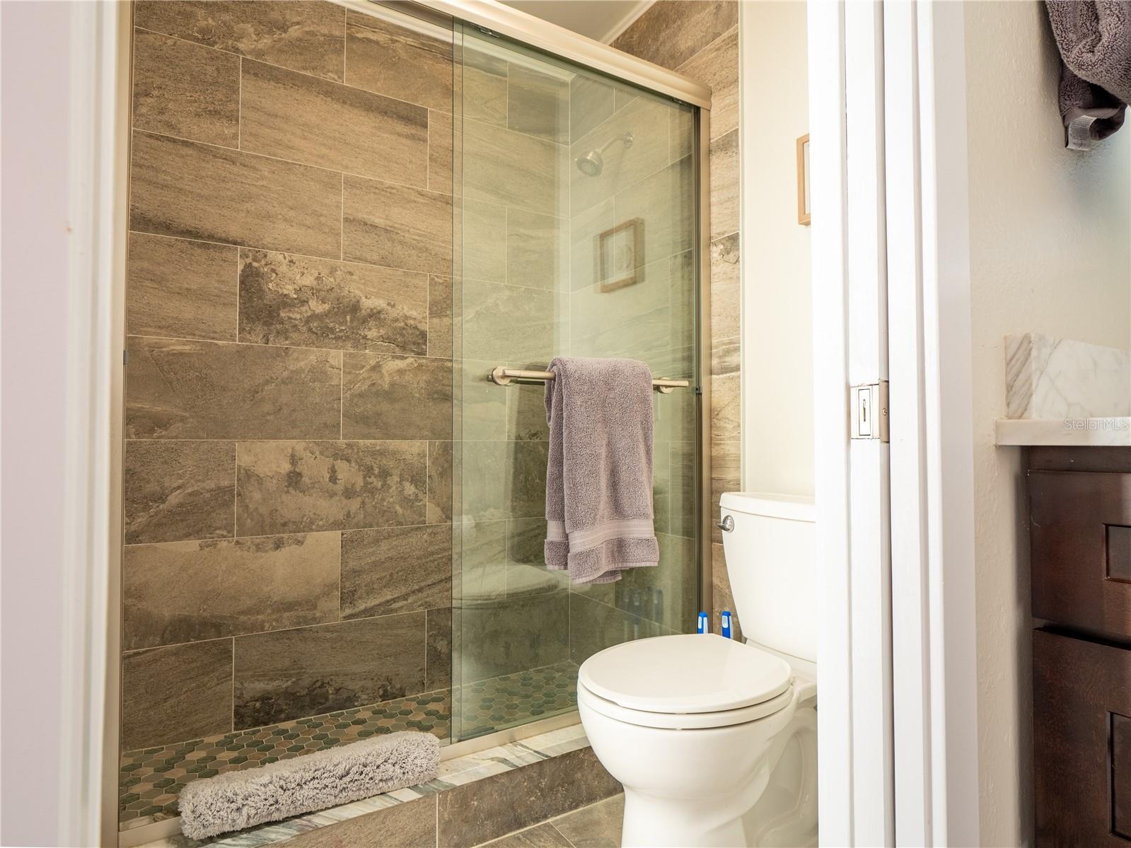 Image 27 of 58 For 3250 De Bazan Avenue