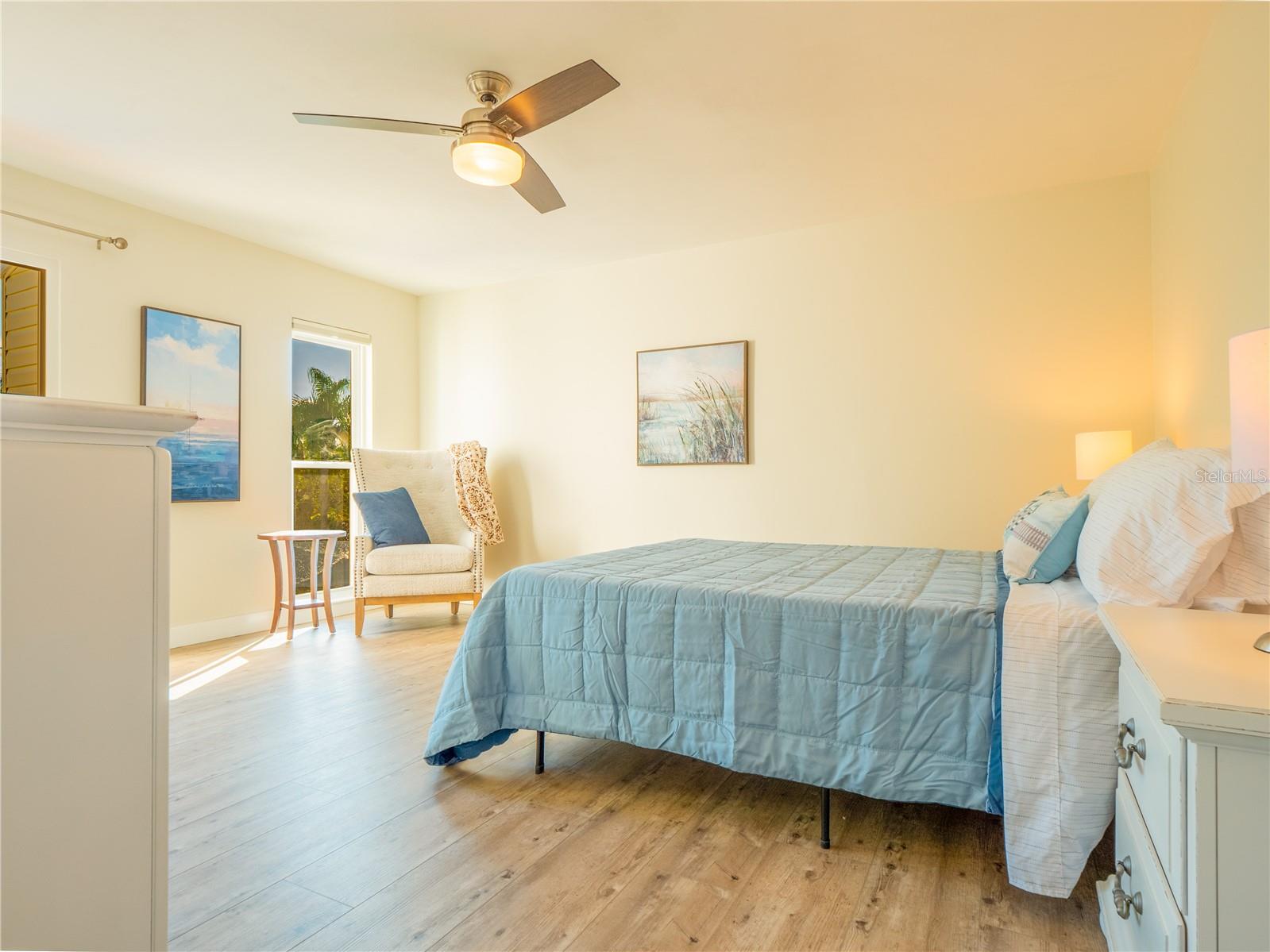 Image 28 of 58 For 3250 De Bazan Avenue