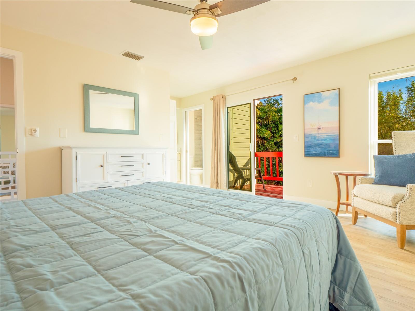 Image 29 of 58 For 3250 De Bazan Avenue