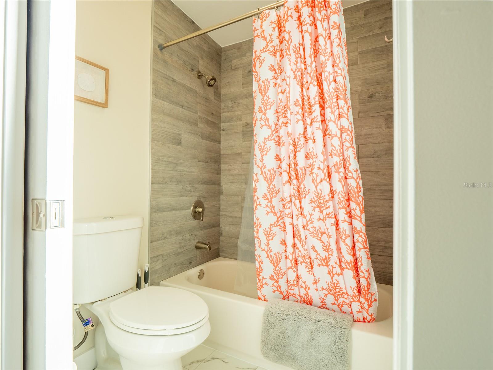 Image 31 of 58 For 3250 De Bazan Avenue