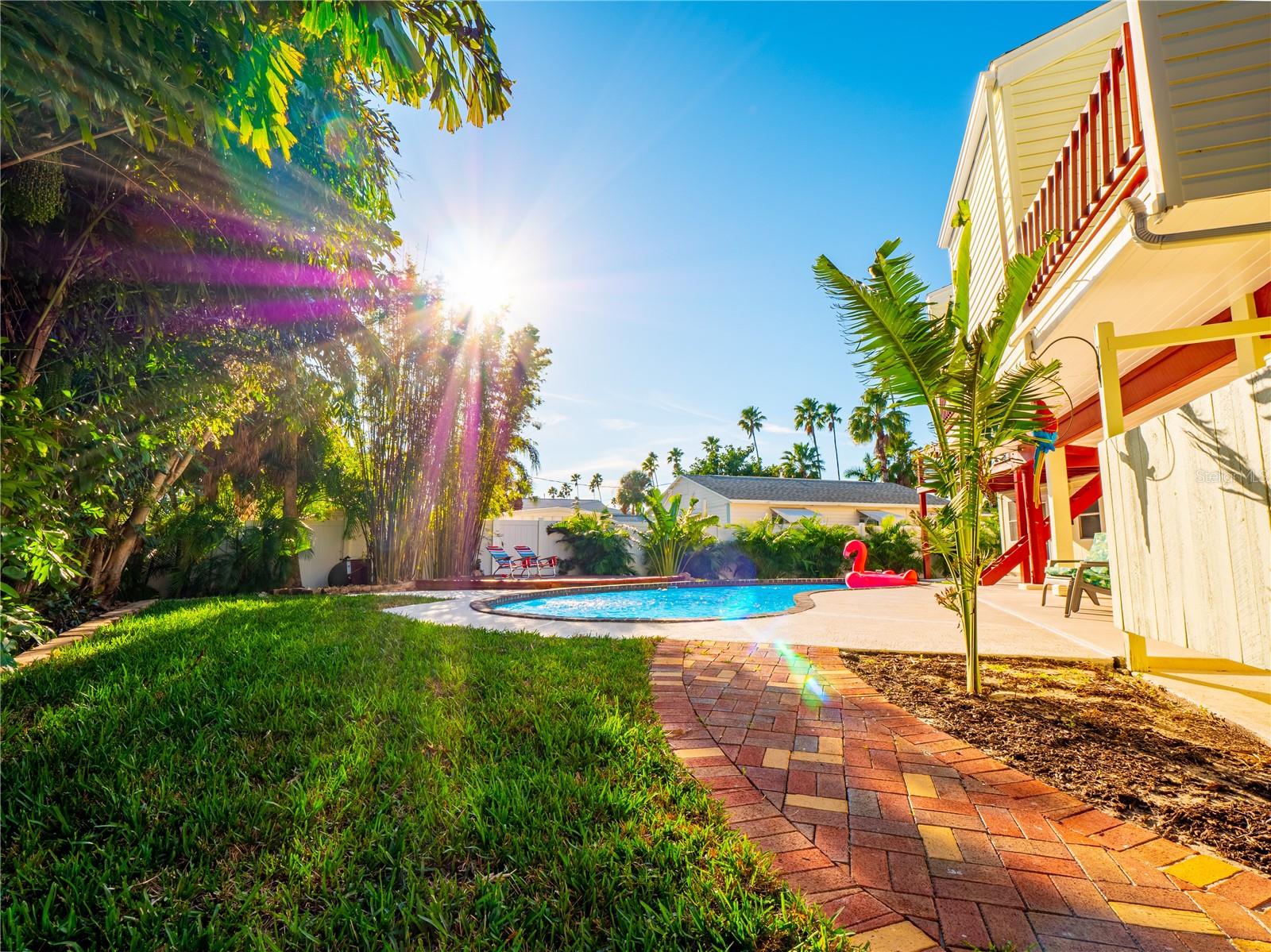 Image 37 of 58 For 3250 De Bazan Avenue