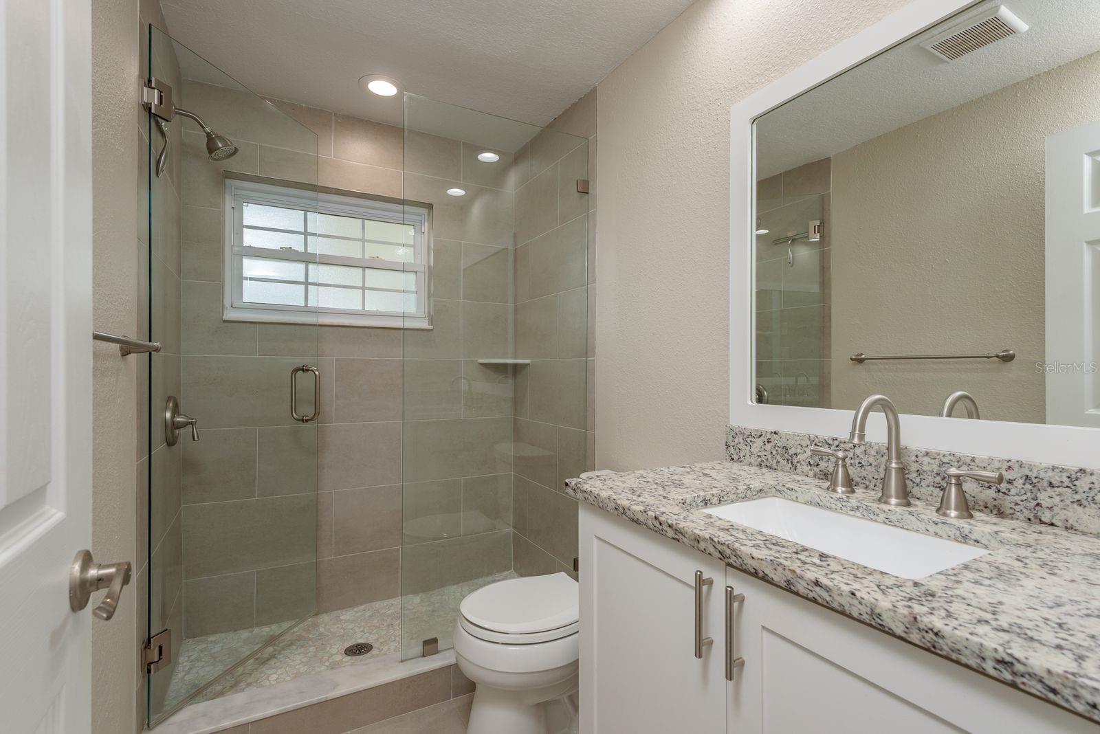 Image 18 of 39 For 2013 Princeton Avenue