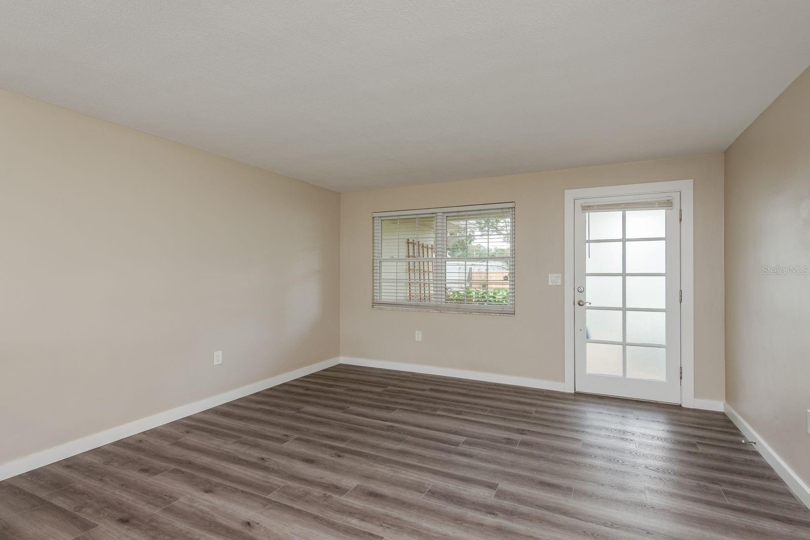 Image 3 of 39 For 2013 Princeton Avenue