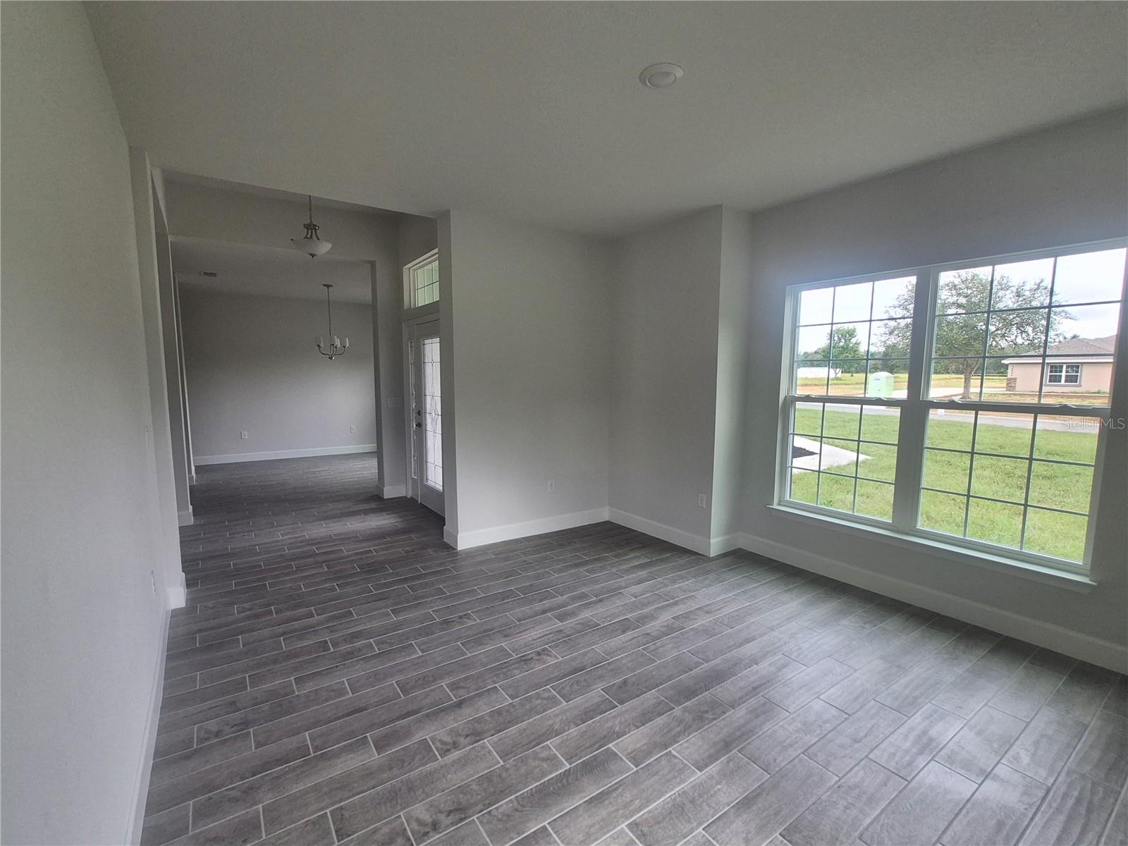 Listing photo id 9 for 36951 Hidden View