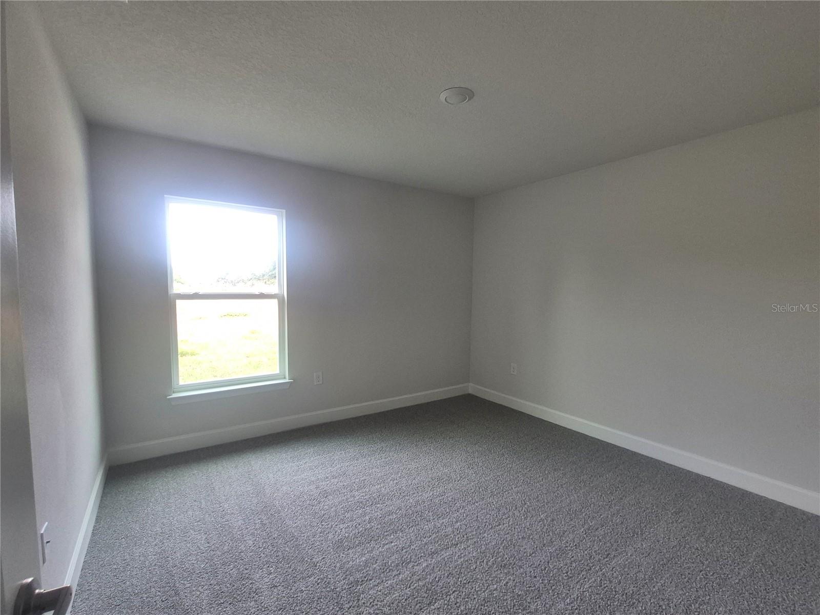 Listing photo id 31 for 36951 Hidden View