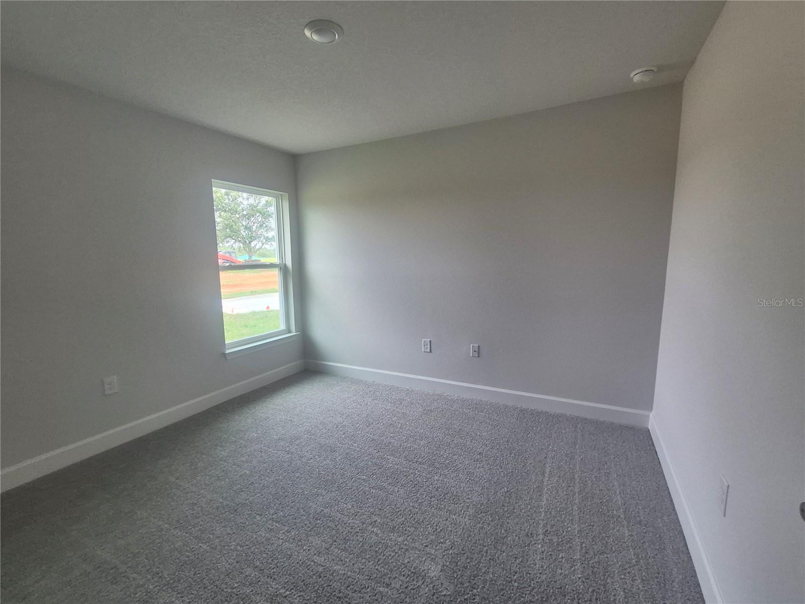 Listing photo id 32 for 36951 Hidden View