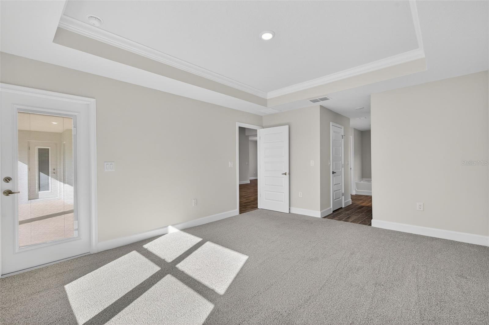 Listing photo id 50 for 36951 Hidden View