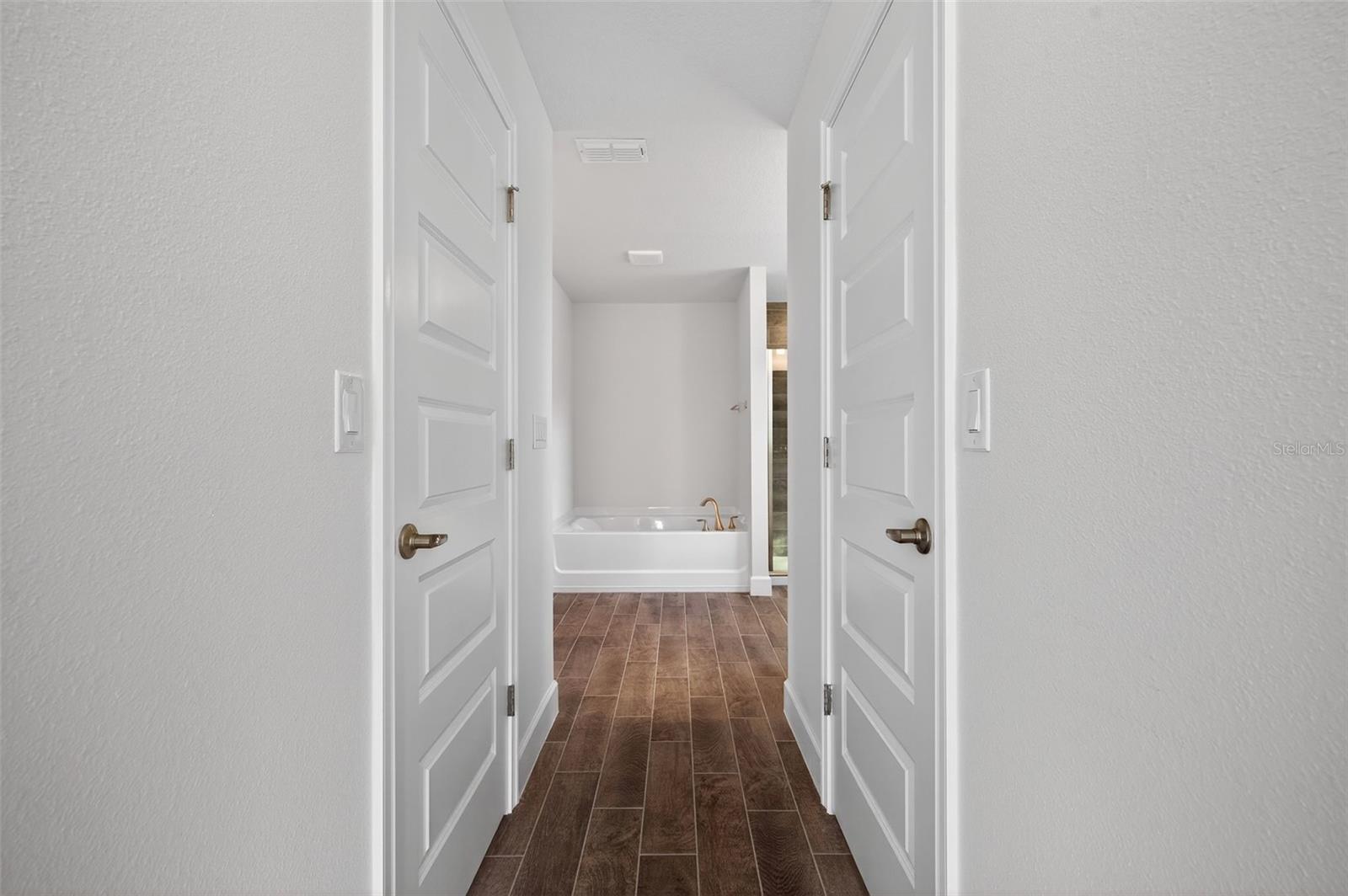 Listing photo id 54 for 36951 Hidden View