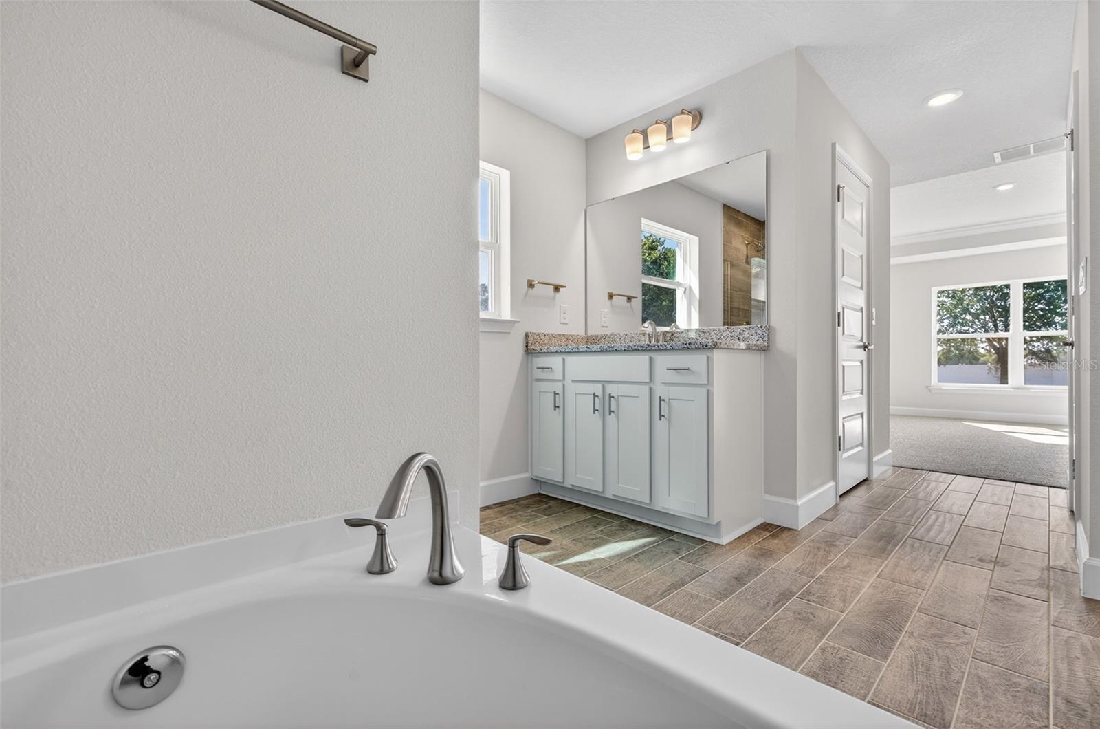 Listing photo id 55 for 36951 Hidden View