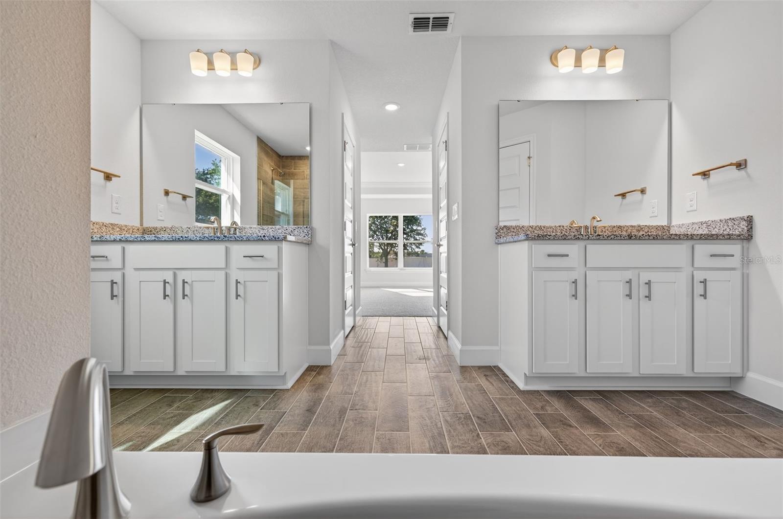 Listing photo id 56 for 36951 Hidden View