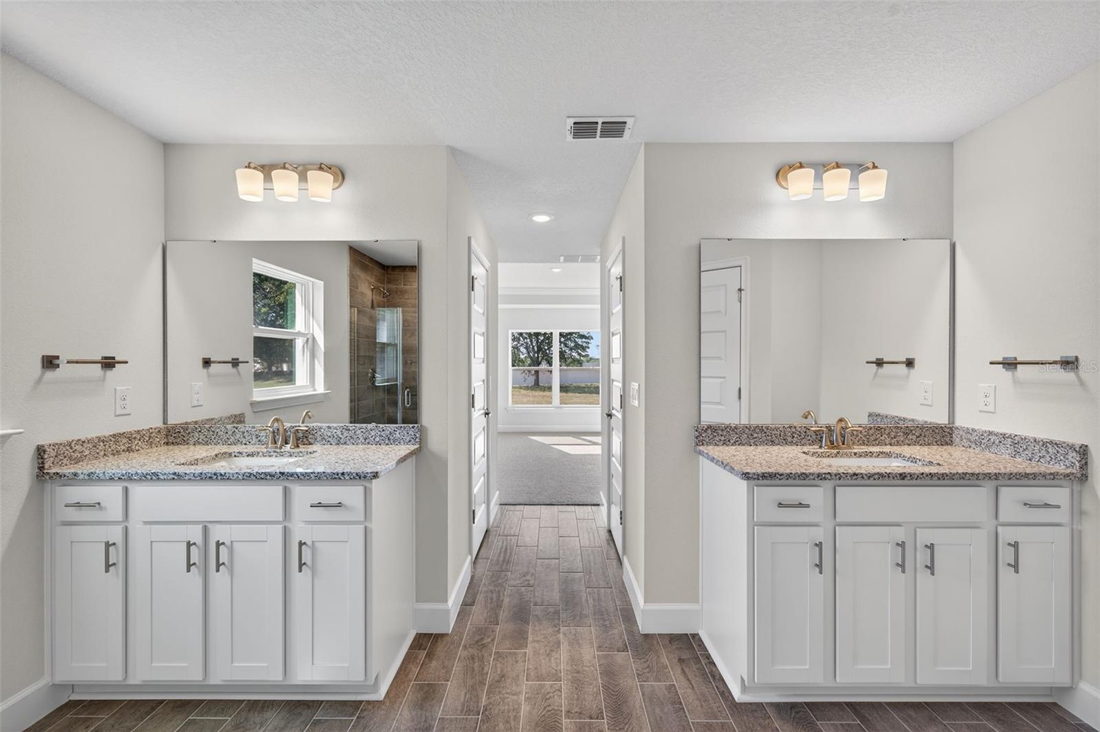 Listing photo id 57 for 36951 Hidden View