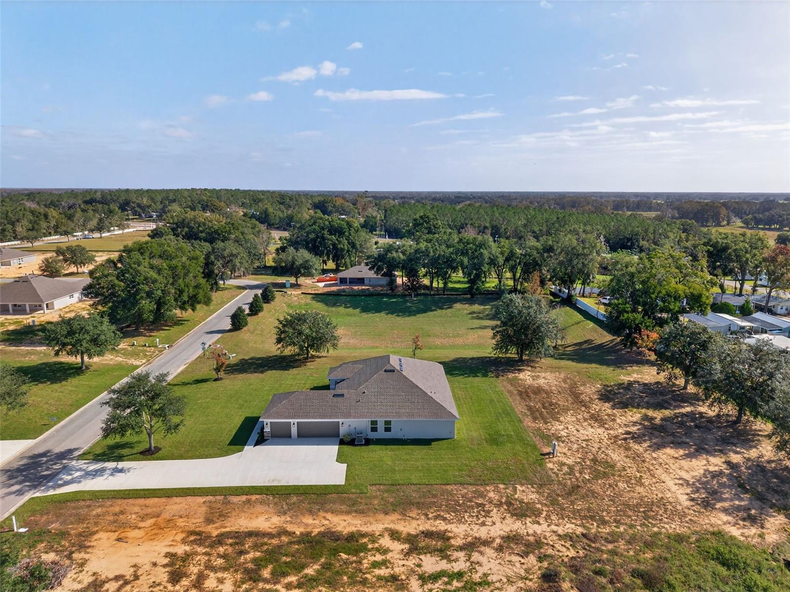 Listing photo id 78 for 36951 Hidden View