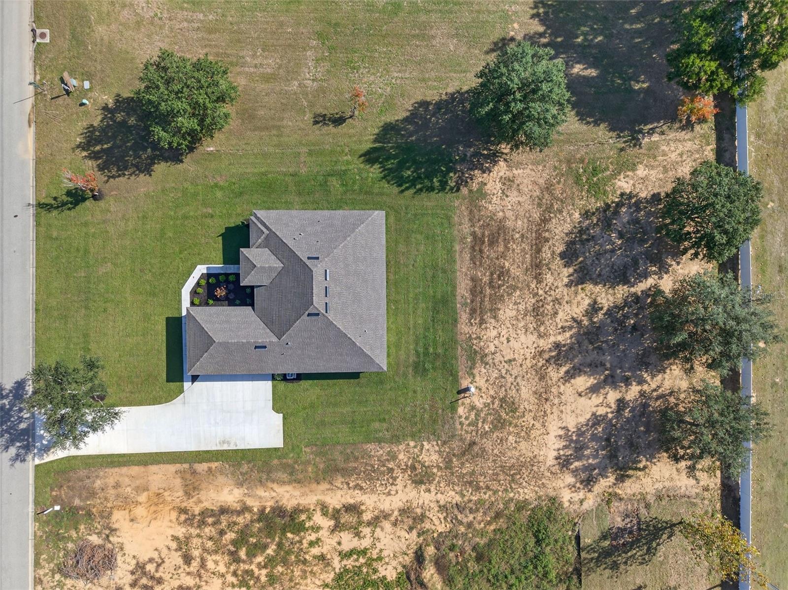 Listing photo id 80 for 36951 Hidden View