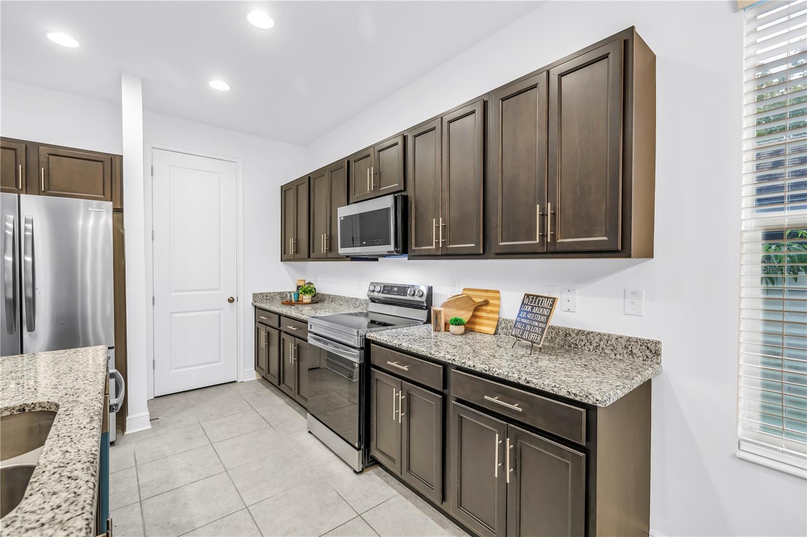 Image 16 of 66 For 3205 18th Street N