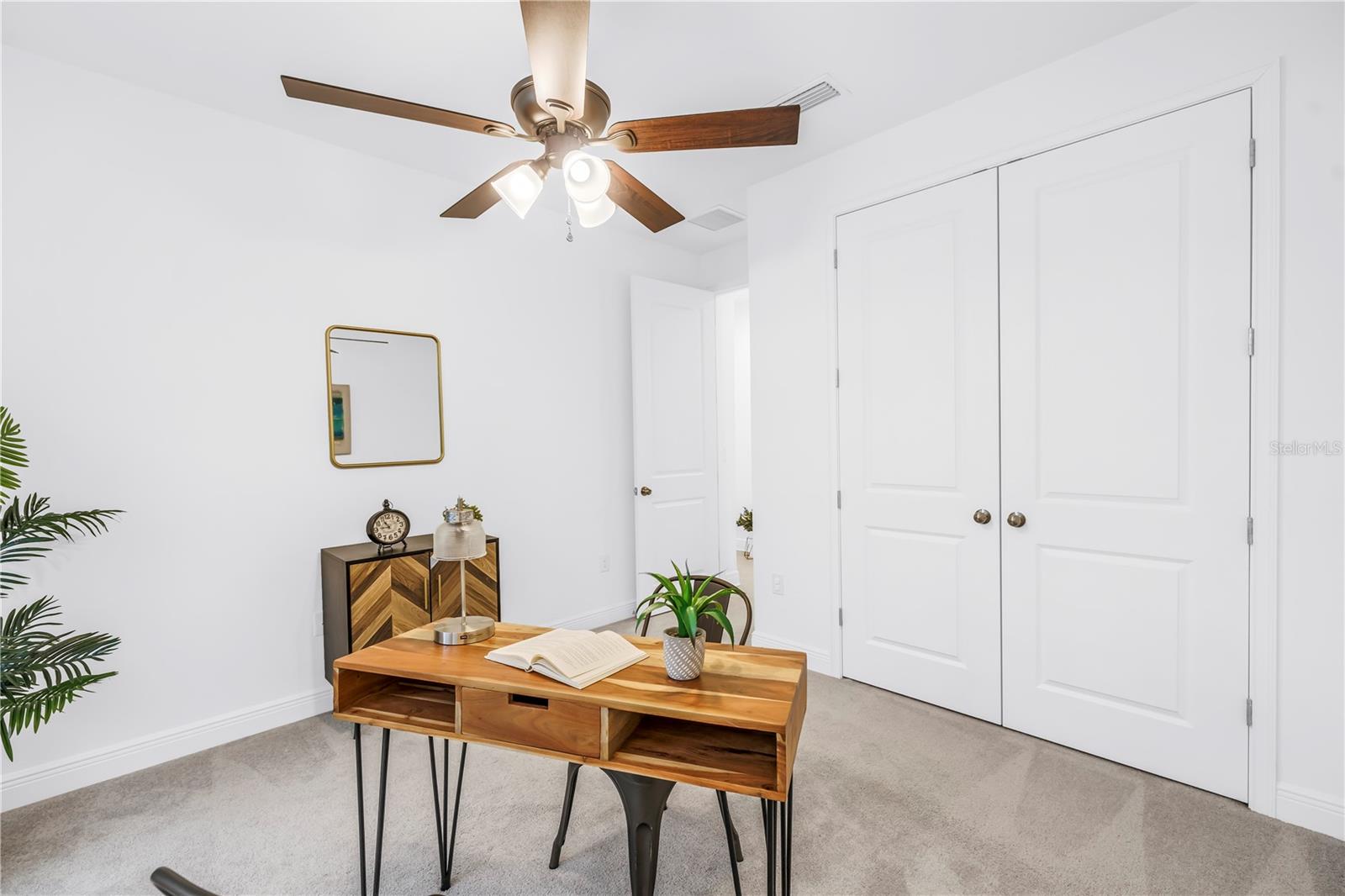 Image 19 of 66 For 3205 18th Street N