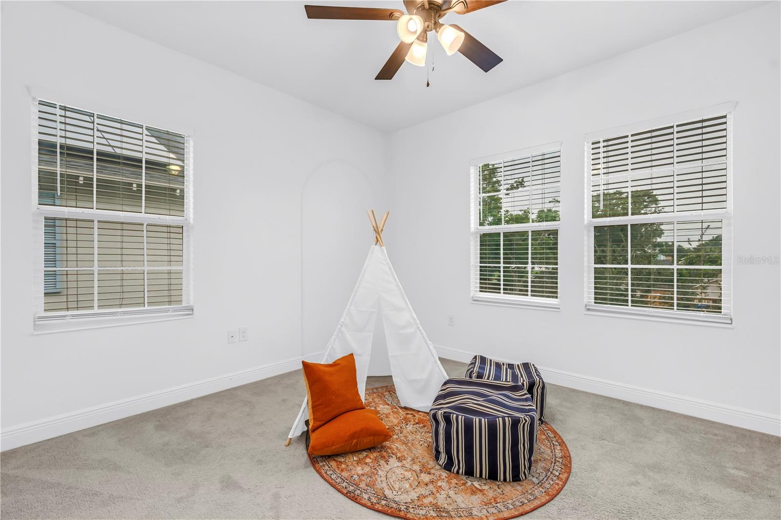 Image 43 of 66 For 3205 18th Street N