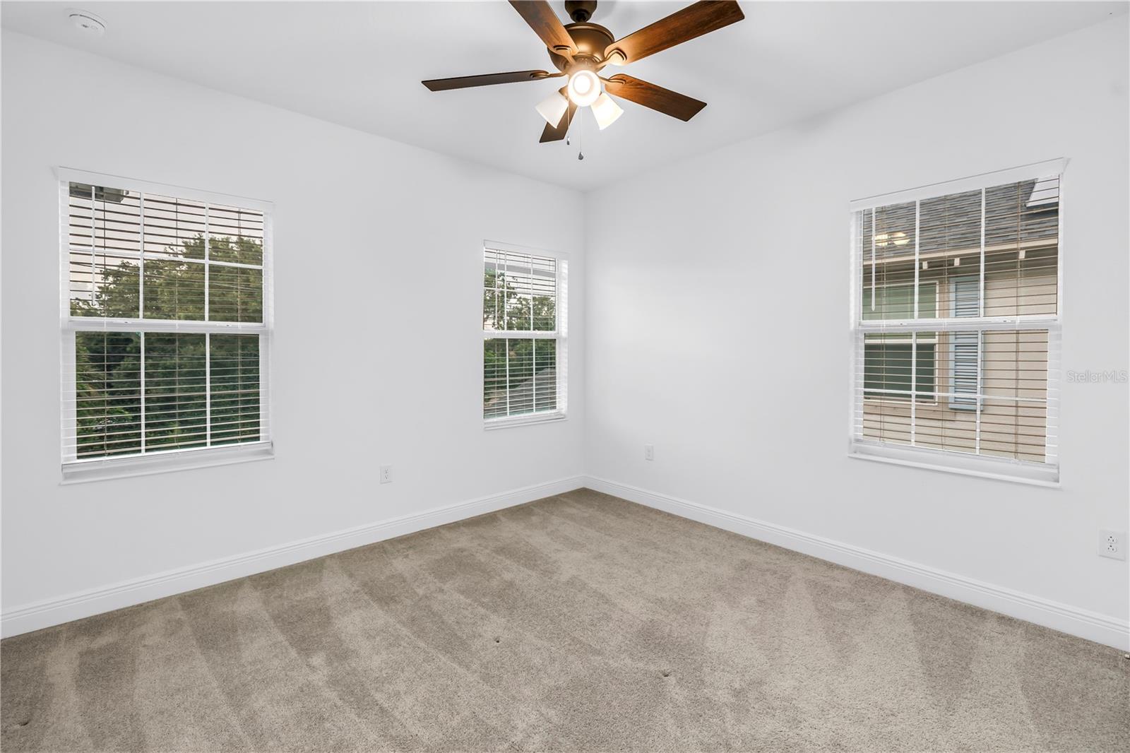 Image 47 of 66 For 3205 18th Street N