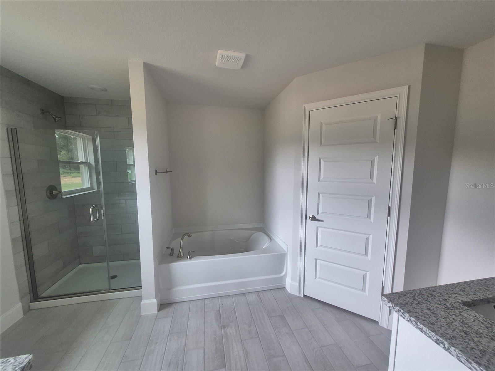 Listing photo id 18 for 36946 Hidden View
