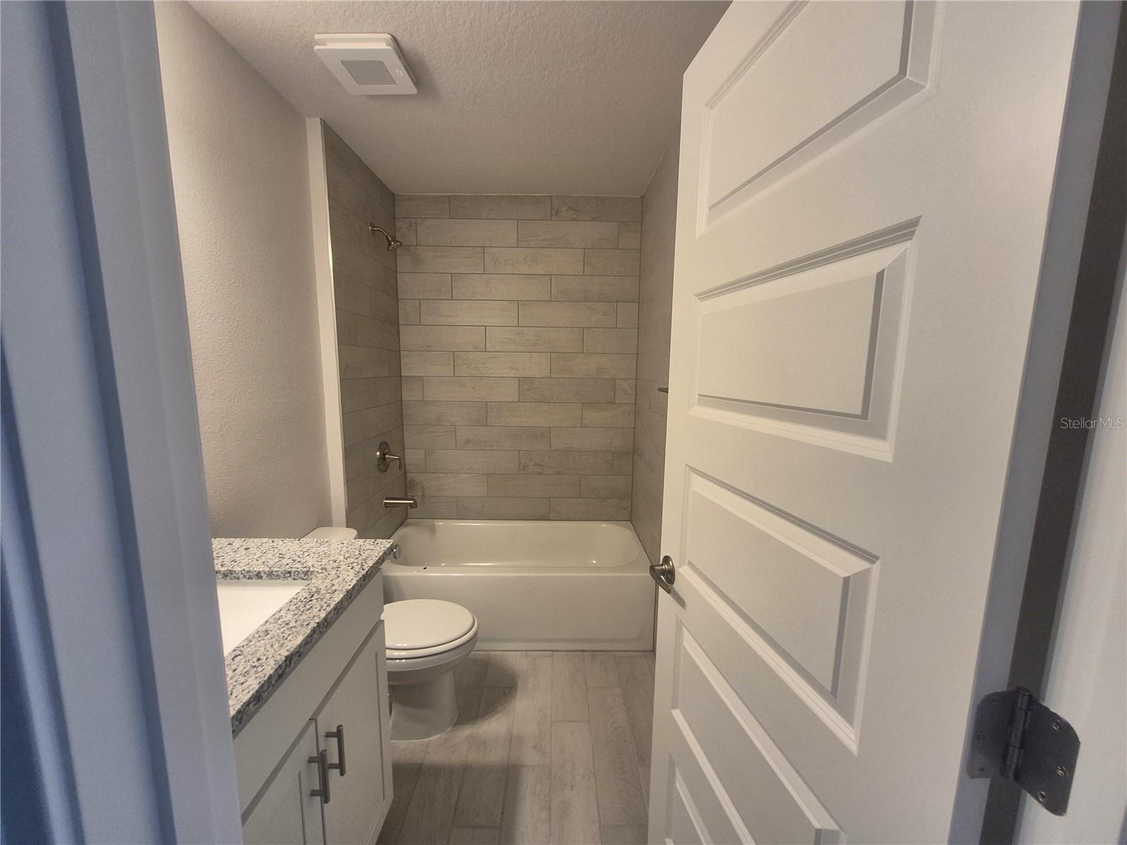Listing photo id 23 for 36946 Hidden View