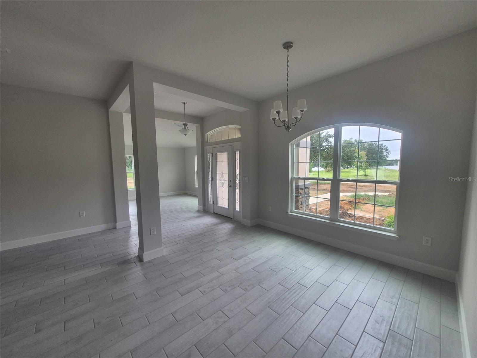 Listing photo id 2 for 36946 Hidden View