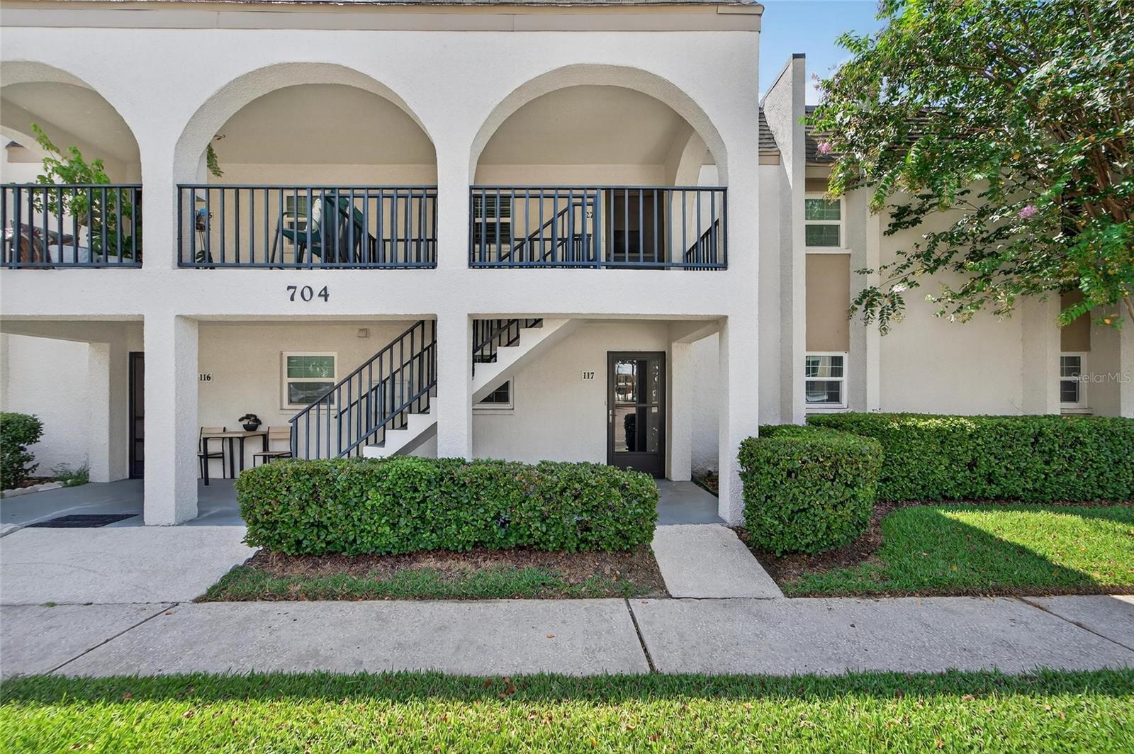 Image 2 of 35 For 704 Oakgrove Drive 117d