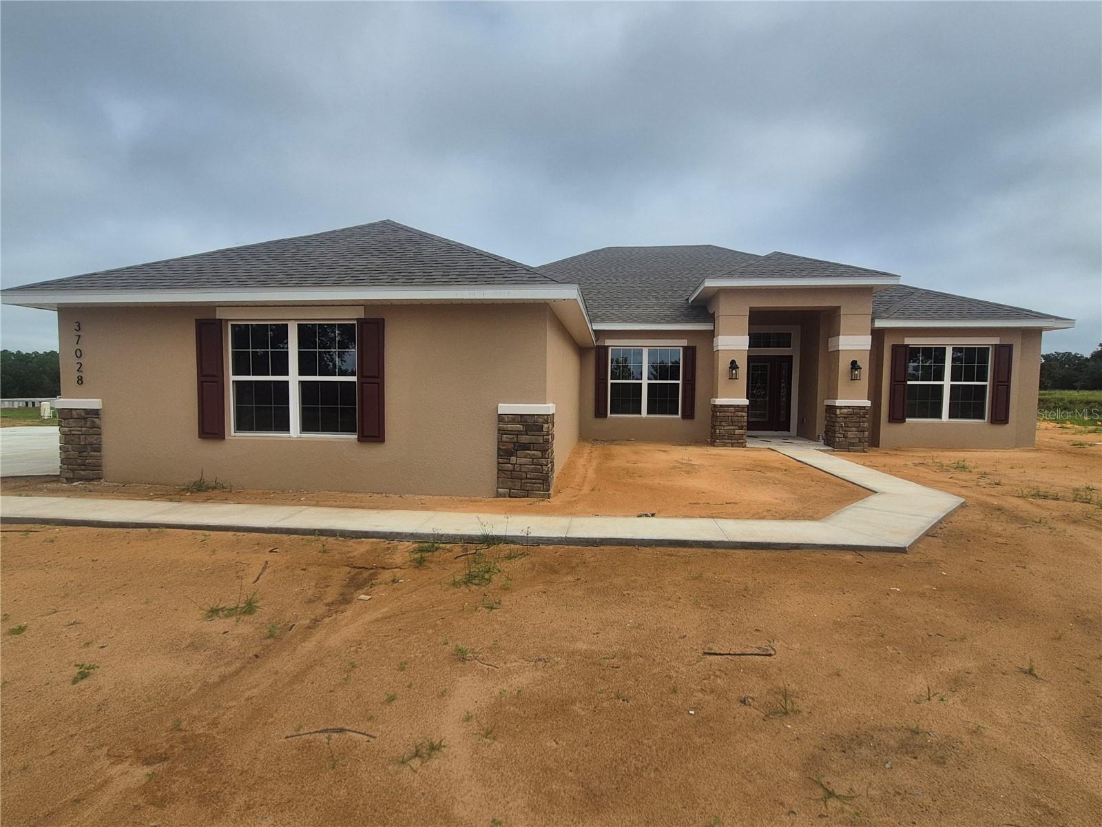 Details for 37028 Hidden View, DADE CITY, FL 33523