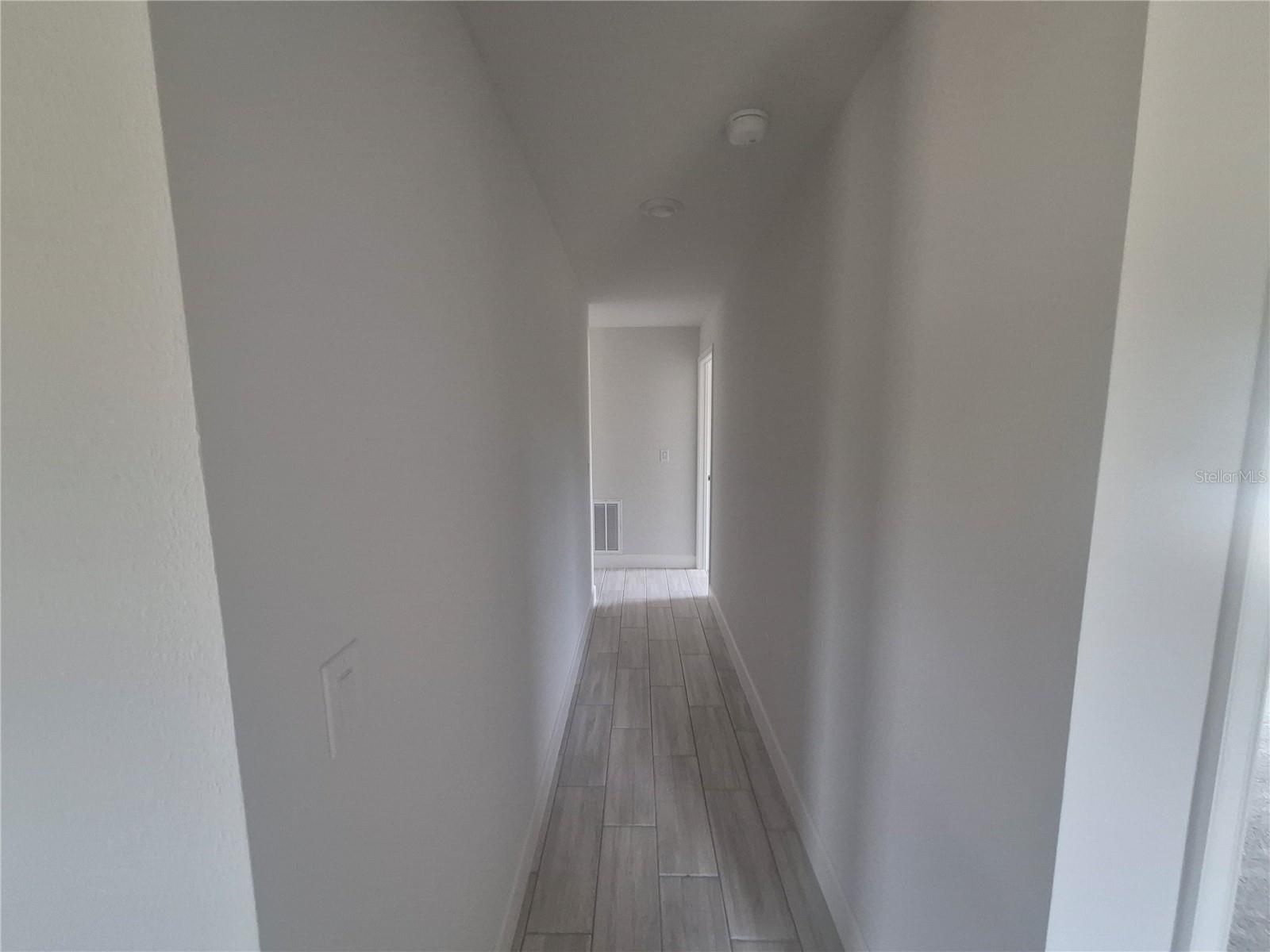 Listing photo id 20 for 37028 Hidden View