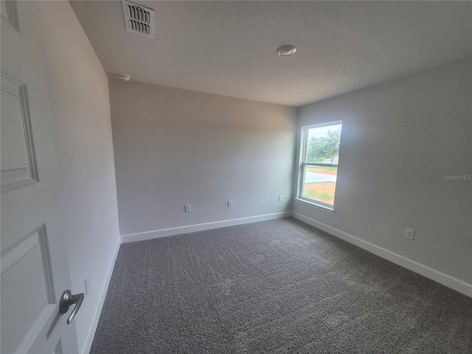 Listing photo id 21 for 37028 Hidden View