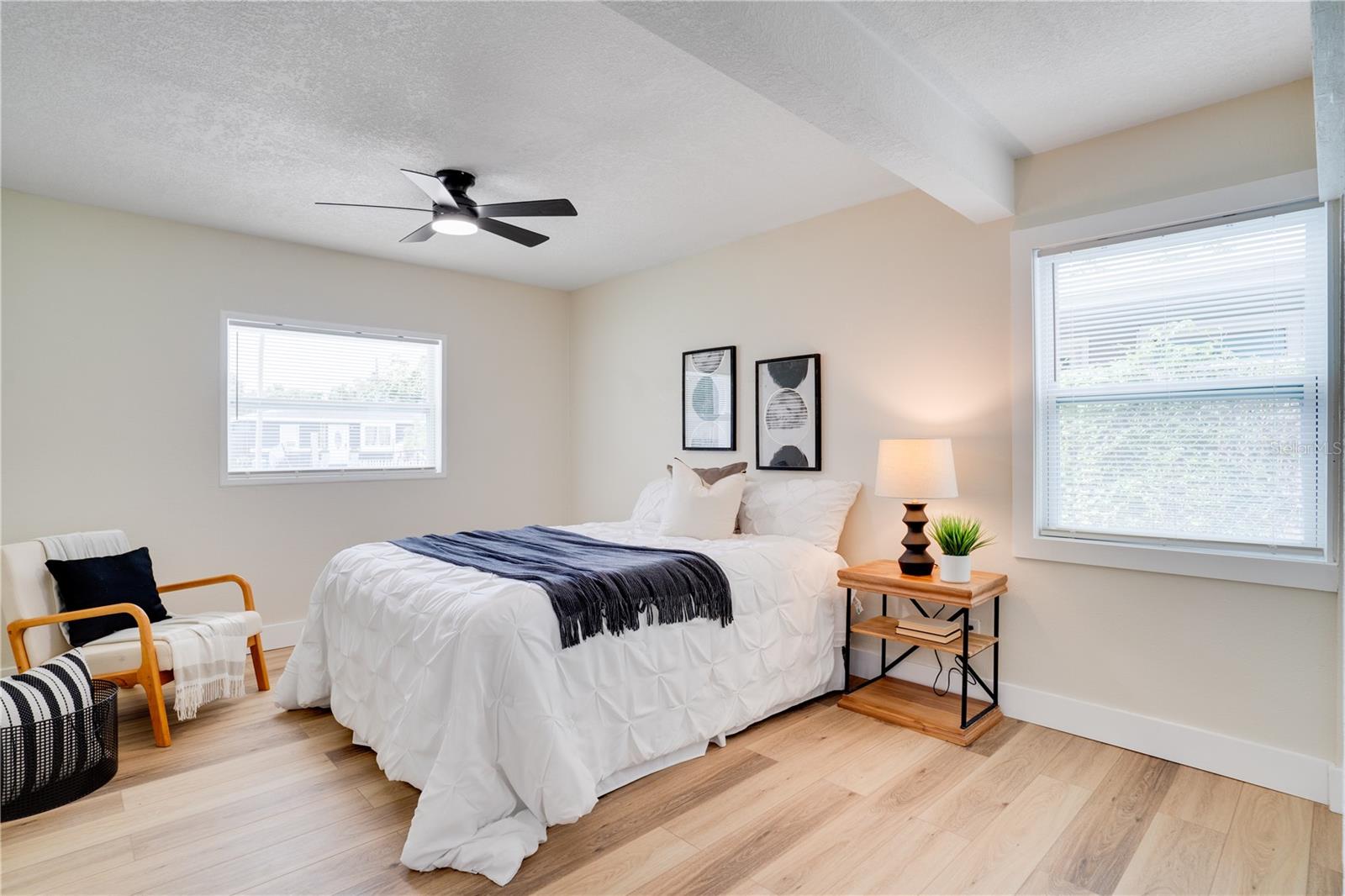 Image 18 of 34 For 7211 51st Avenue N