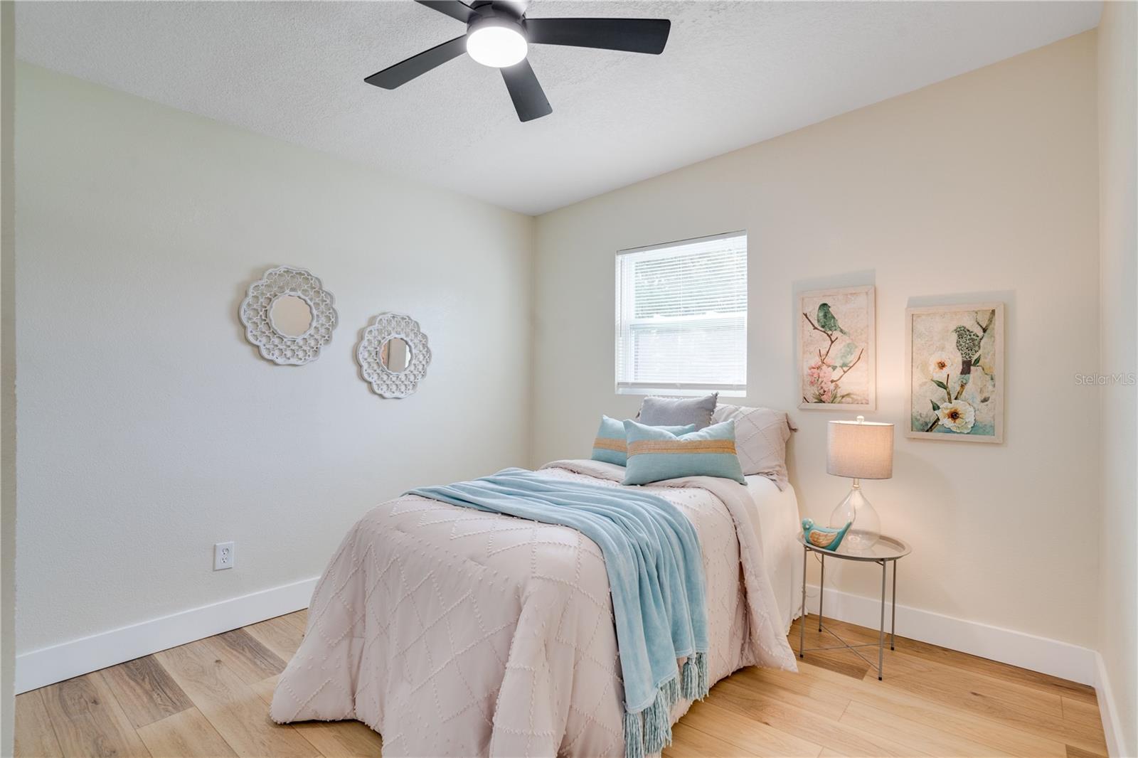 Image 20 of 34 For 7211 51st Avenue N