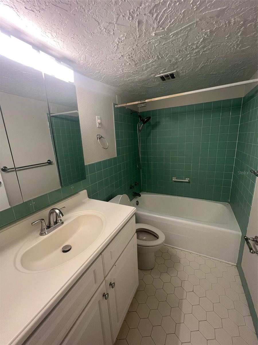 Image 6 of 7 For 10355 Paradise Boulevard 111