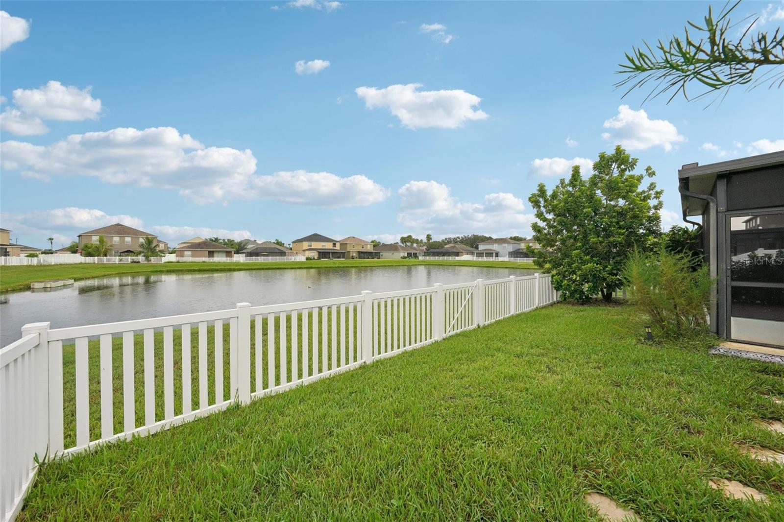 Image 28 of 36 For 1412 Oak Pond Street