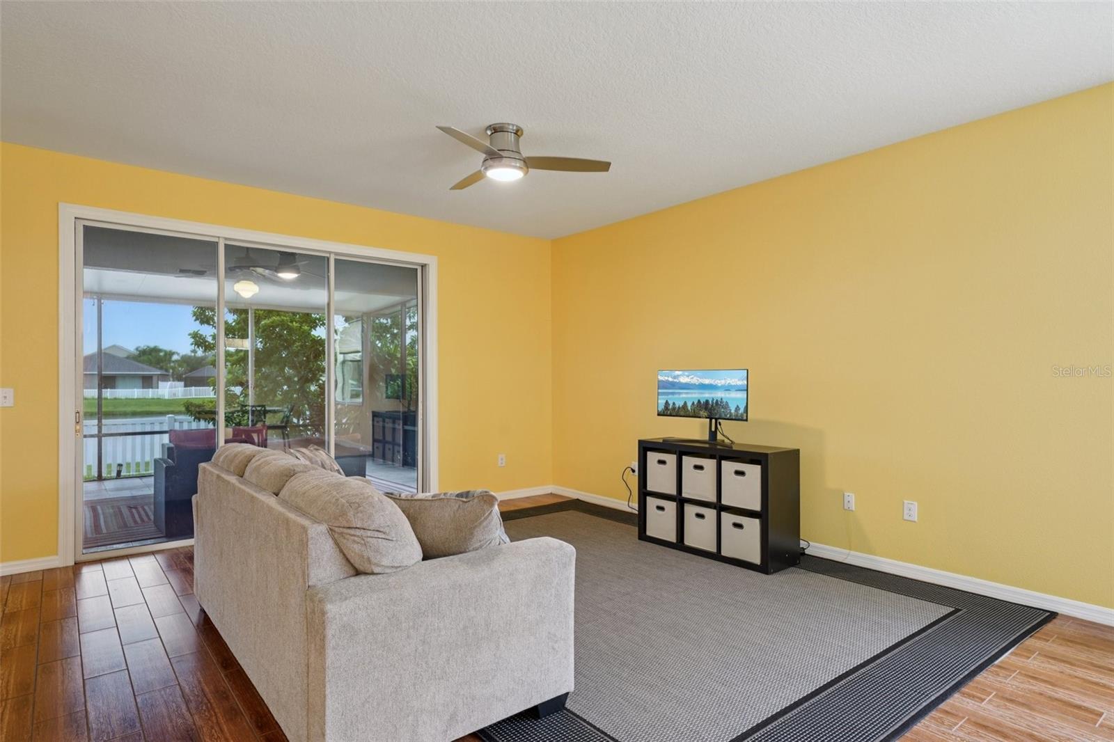 Image 3 of 36 For 1412 Oak Pond Street