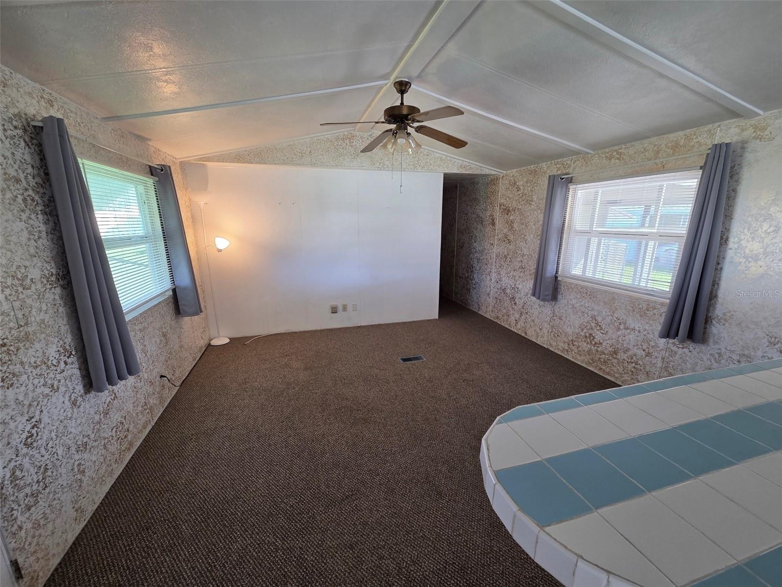 Image 15 of 20 For 39033 Flora Avenue