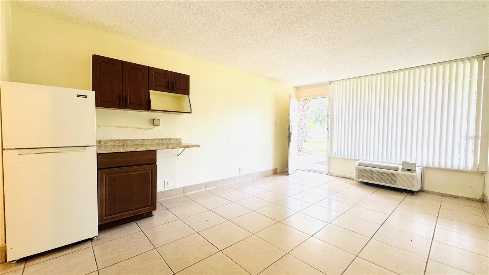 Image 4 of 14 For 7900 Orange Blossom Trail 1024