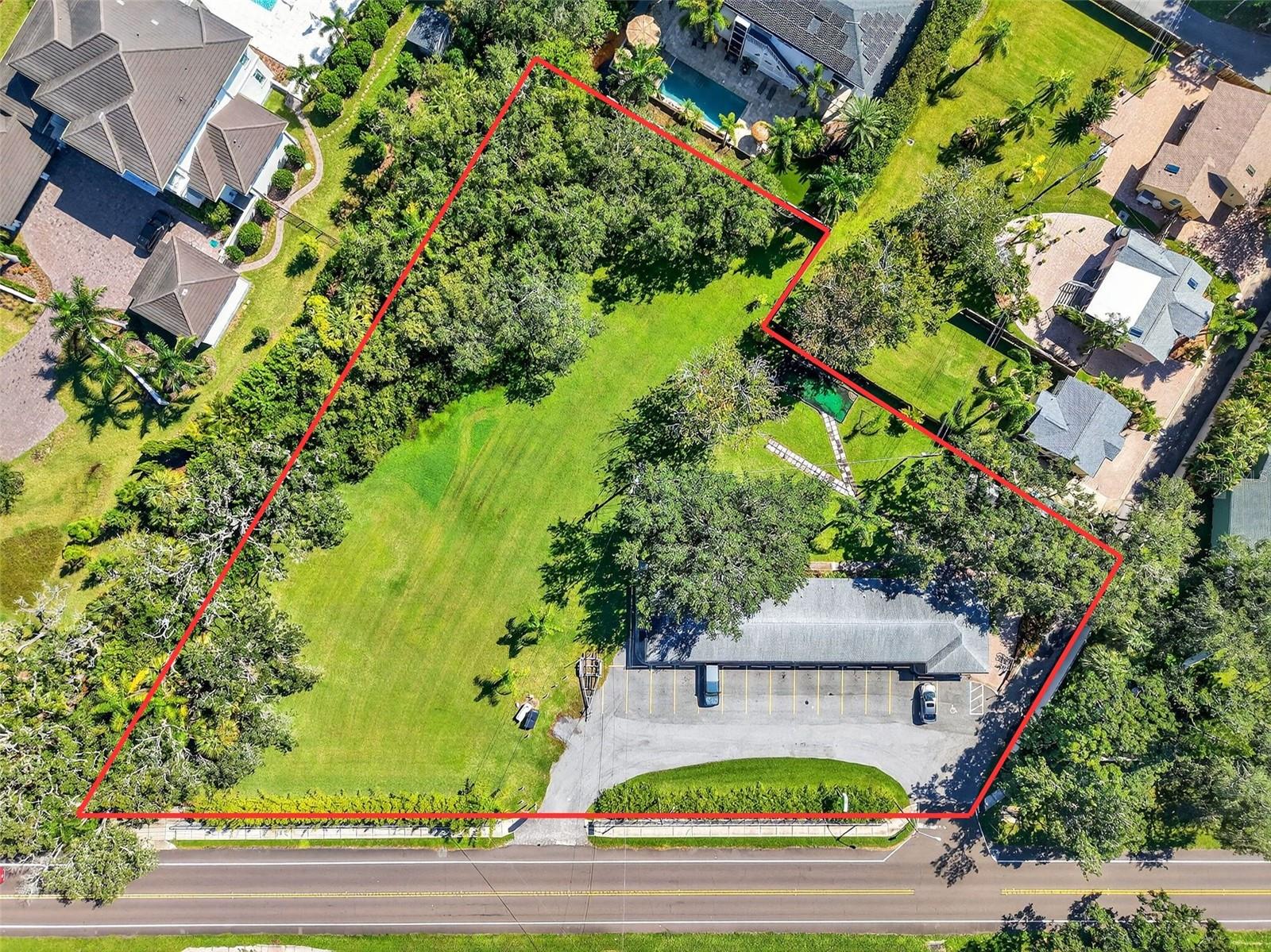 Image 3 of 59 For 3110 Philippe Parkway