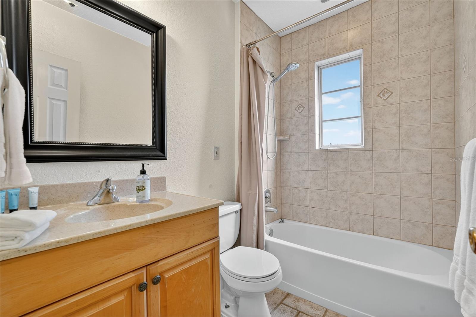 Image 30 of 59 For 3110 Philippe Parkway