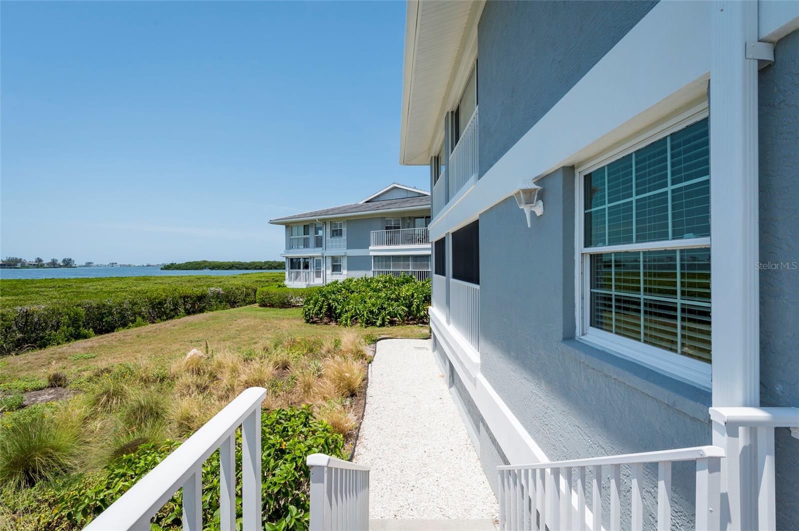 Image 35 of 53 For 1343 Perico Point Circle 117