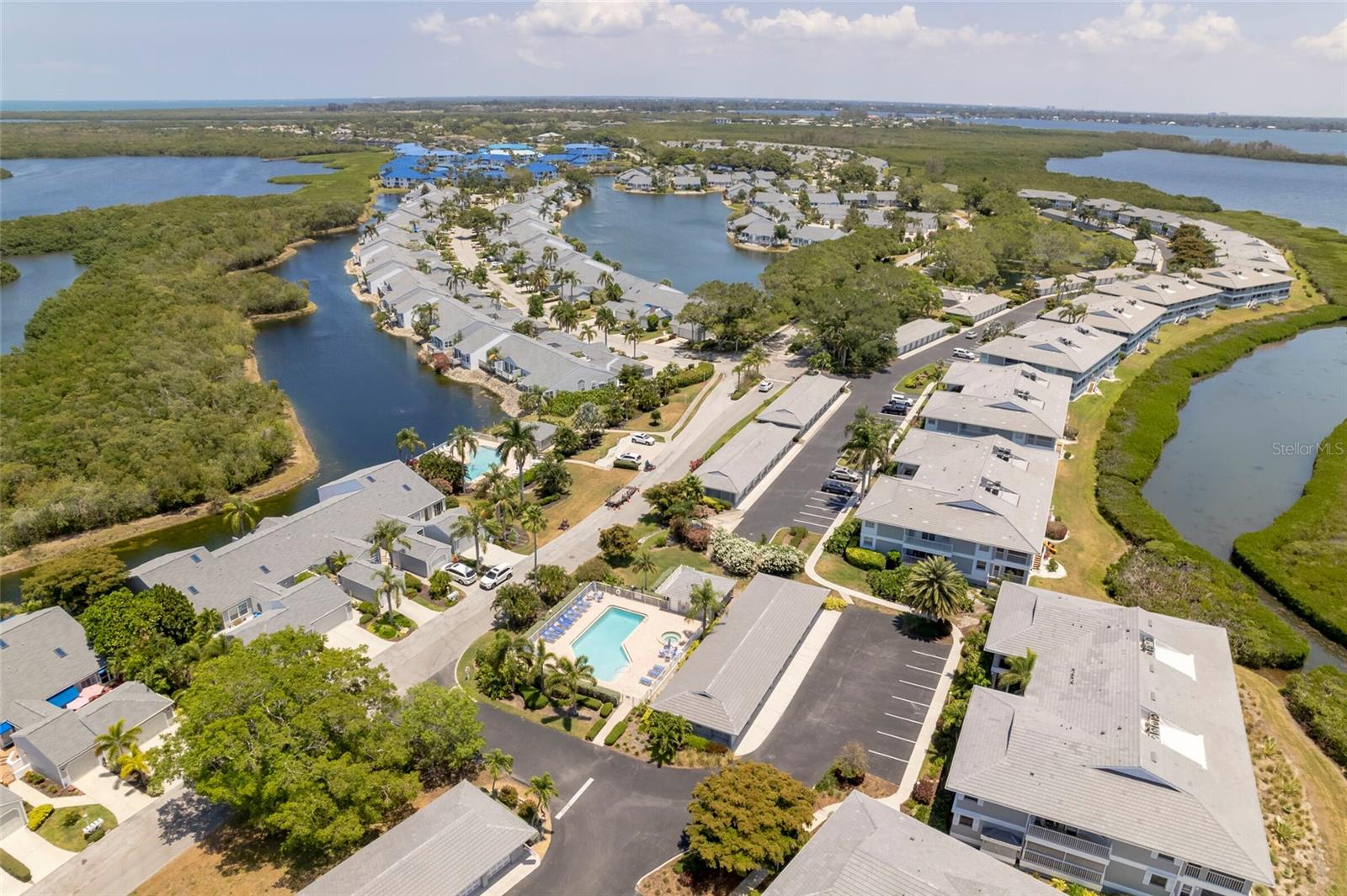 Image 8 of 53 For 1343 Perico Point Circle 117