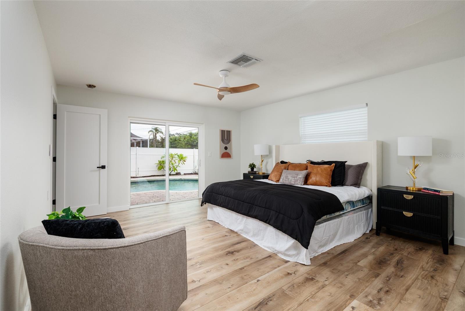 Image 17 of 28 For 150 87th Avenue N