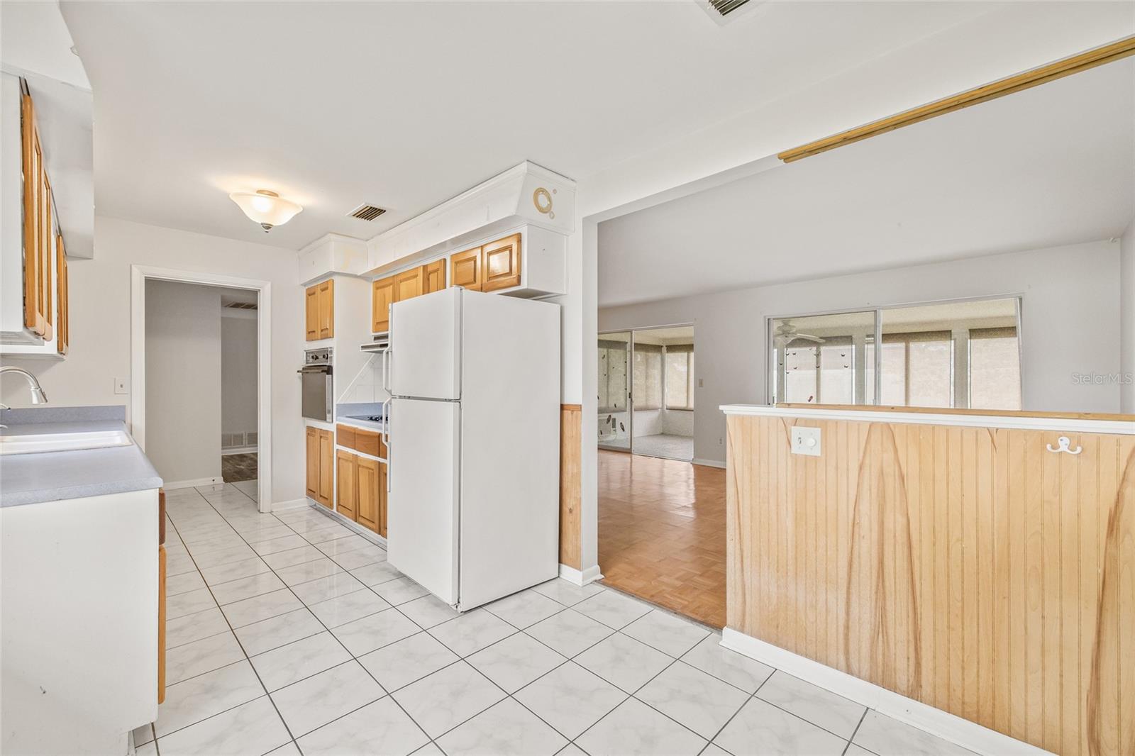 Image 14 of 31 For 1124 Sousa Drive