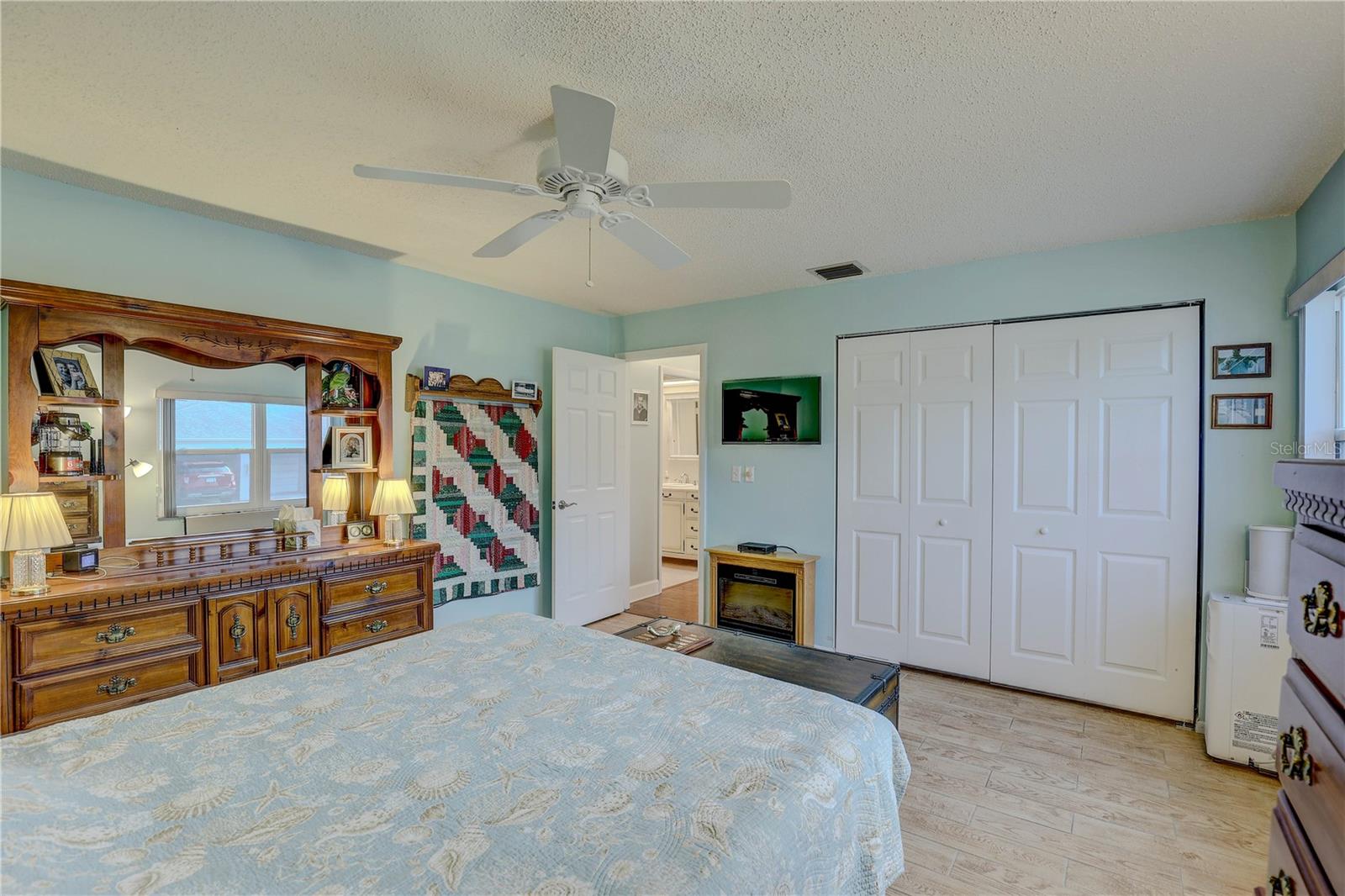 Image 26 of 53 For 8087 Annwood Road