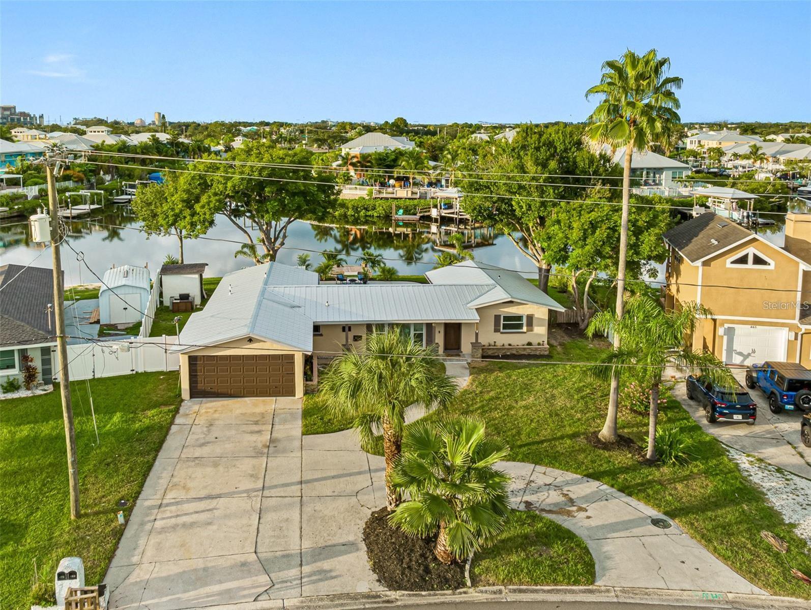 Image 29 of 37 For 469 Flamingo Drive