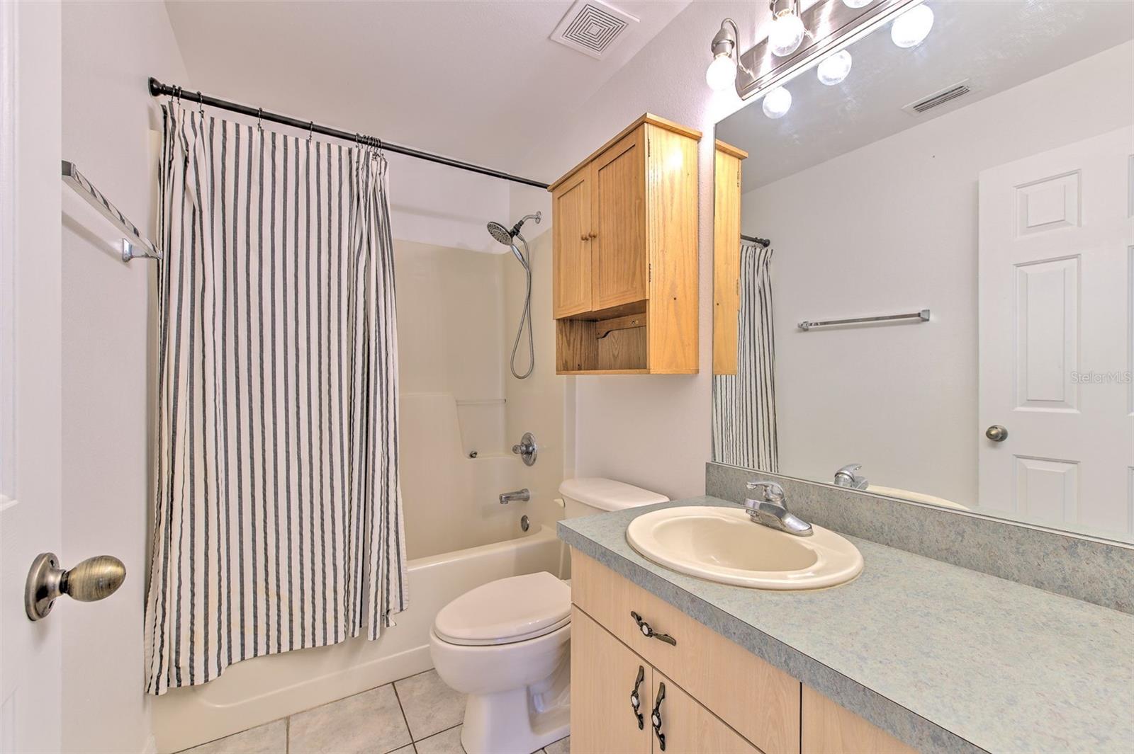 Image 16 of 26 For 11418 Balm Riverview Road