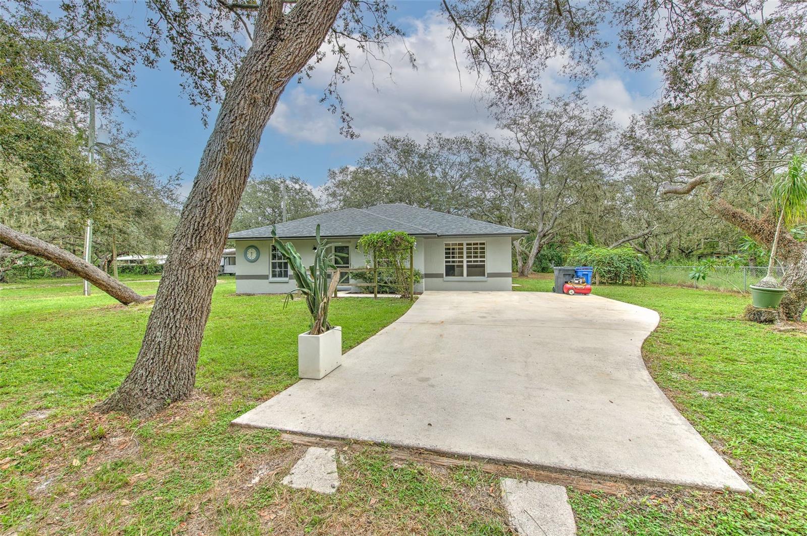 Image 2 of 26 For 11418 Balm Riverview Road