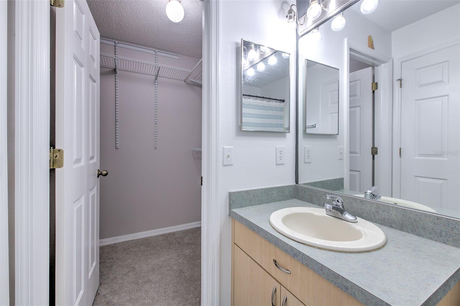 Image 20 of 26 For 11418 Balm Riverview Road